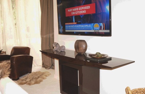 Norma Triangle Condo | Sophisticated one bedroom Pied a Terre in West Hollywood's Norma Triangle