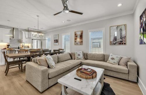 Berry Hill House | Soprano - Private Rooftop - 8 mins to Broadway