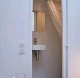 Sorbonne Apartment | Sorbonne notre Dame Joli Nid Calme Clair type Cabine pied Notre Dame