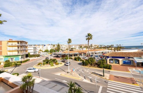 Platja de l'Arenal Apartment | Sorolla by Interhome