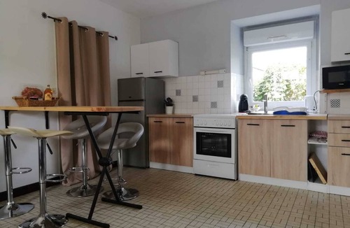 Landehen House | SORRY WE WILL BE CLOSED UNTIL FURTHER NOTICE.