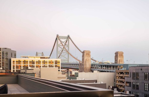 Old City Apartment | Sosuite | 1BR Apt w W/D, Shared Roofdeck