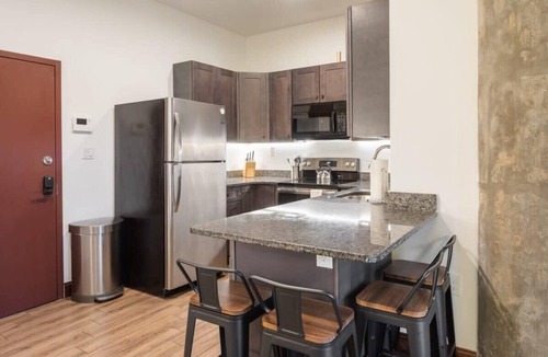West Poplar Apartment | Sosuite | 2BR Apt w W/D, Gym, On-Site Restaurant