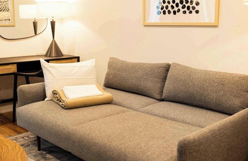 Fishtown Apartment | Sosuite | 2BR Apt w W/D, Newly renovated