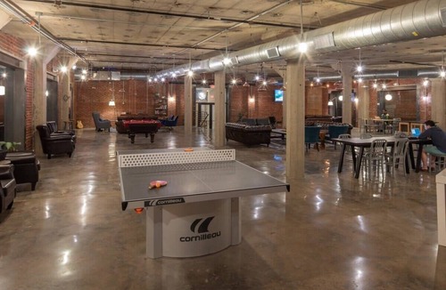West Philadelphia Apartment | Sosuite | 3BR Loft w W/D, Gym, Lounge