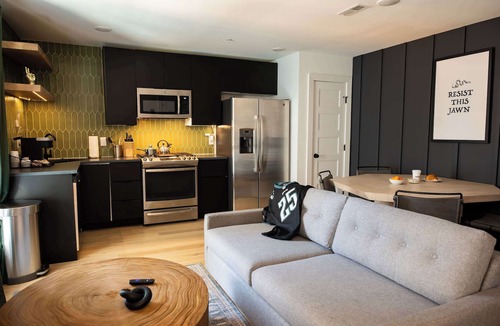 Fishtown Apartment | Sosuite at The Jefferson