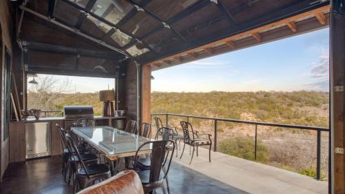 Dripping Springs House | Sotol by AvantStay Direct River Access Views