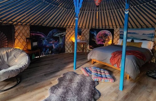 Buckley RV Rental | Soul Yurt - artisan made with cedar hot tub