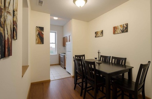 Soulard Apartment | Soulard River-View Loft - 2 King BR - Parking