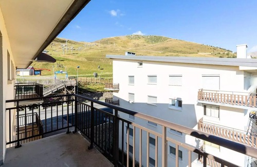 Saint-Lary-Soulan Apartment | Soum De Matte Residence - Apartment 11 people foot from the slopes Ski resort PLA D ADET