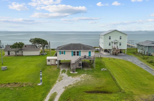 Harkers Island House | Sound View Home-Coastal Tide in Harkers Island, NC