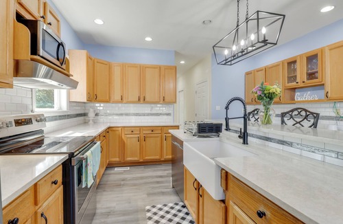 Hertford House | Soundfront Serenity! Cozy Hertford Home w/Views