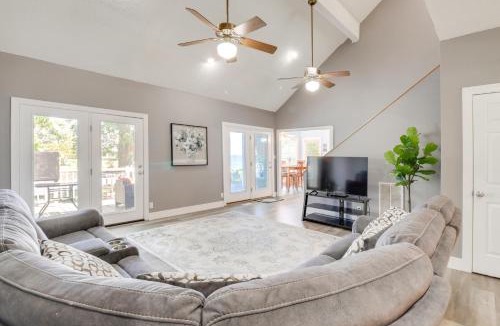 Hertford House | Soundfront Serenity! Cozy Hertford Home w/Views