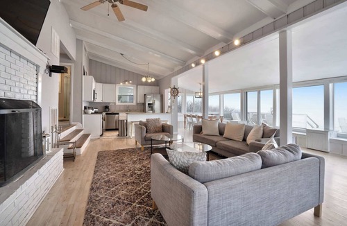 Wading River House | Soundview Beach House | Deck, Kayaks & Beach