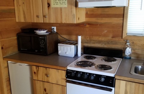 Lowman Hotel | Sourdough Lodge