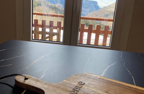 Saint-Pierre-d'Entremont Ski Chalet | Sous l'Alpette en Chartreuse