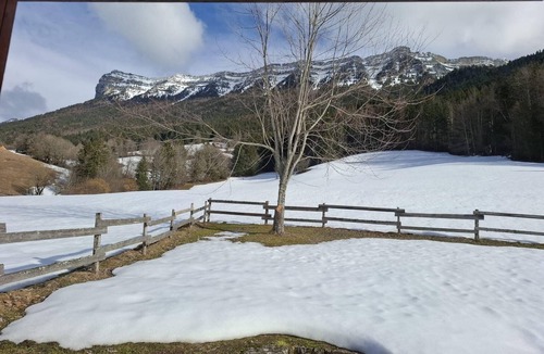 Saint-Pierre-d'Entremont Ski Chalet | Sous l'Alpette en Chartreuse