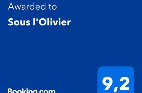 Buisson House | Sous l'Olivier