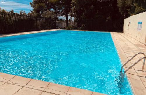 La Valsiere Apartment | Sous le Soleil, Parking, Piscine, Proche Hôpitaux et Facs