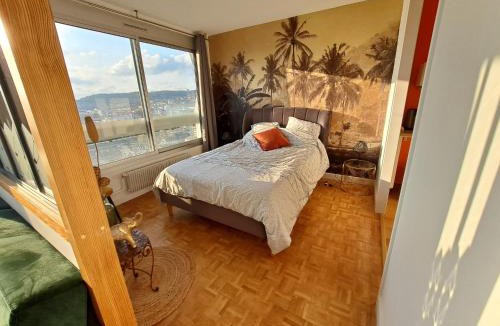 Quartier Vieux Marche-Cathedrale Apartment | Sous les Etoiles - dans le plus haut gratte-ciel avec parking en sus