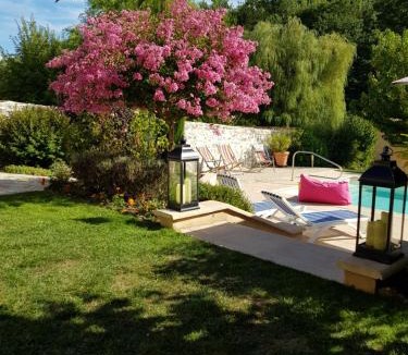Solignac Bed & Breakfast | Sous les Remparts
