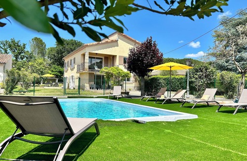 Vallon-Pont-d'Arc House | South Ardèche vacation home with private pool, 5 minutes from the river.