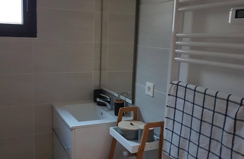Les Salelles House | South Ardèche les Vans New house with air conditioning