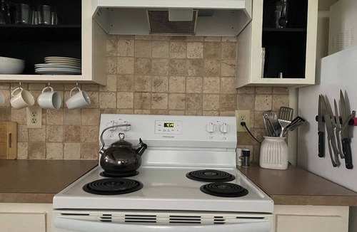 Austin Condo | South ATX . Sweet Stay with Pool