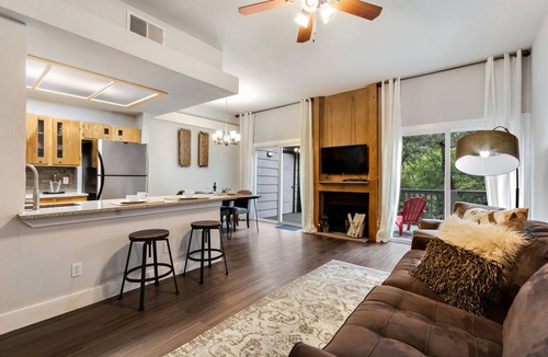 Westgate House | South Austin Creekside Retreat. Nature, Trees, Wet Weather Creek