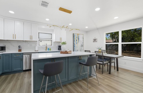 Cherry Creek House | South Austin Stay Festival Ready Minutes to Downtown & SoCo
