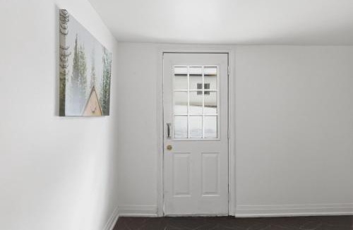 Hastings Highlands House | South Baptiste Lake View | Boat Launch | Game Room