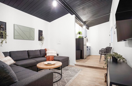 Westport Hotel | South Bay Inn