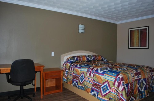 Copiague Hotel | South Bay Motel