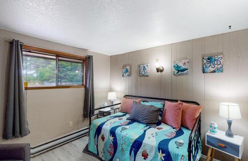 Grayland House | South Beach Getaway