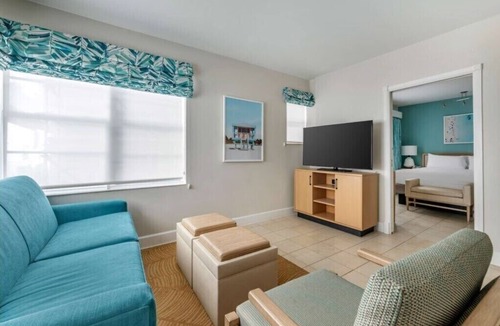 South Beach Resort | South Beach Miami | Couples Oceanfront Getaway | Beach Stay