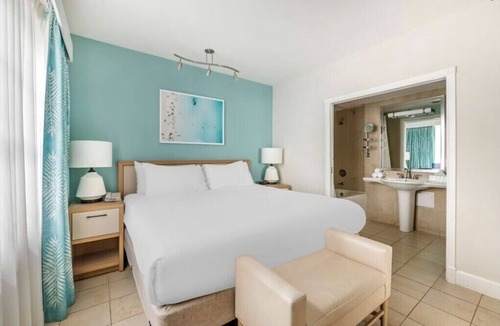 South Beach Resort | South Beach Miami | Couples Oceanfront Getaway | Beach Stay