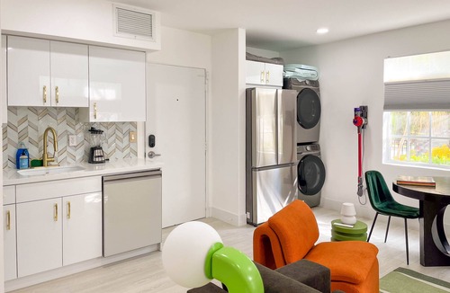 South Pointe Condo | SOUTH BEACH, SOFI, Minutes From Beach!