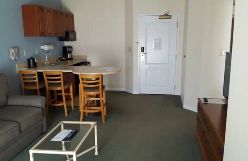 Mishawaka Villa | South Bend | Campus Retreat | Pool + Hot Tub