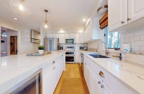 Sandpiper Pines House | South Bethany cottage with private pool, firepit, & more - 5 minutes from beach