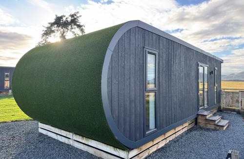 Penicuik House | South Black Hill