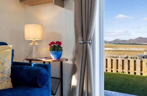 Penicuik House | South Black Hill