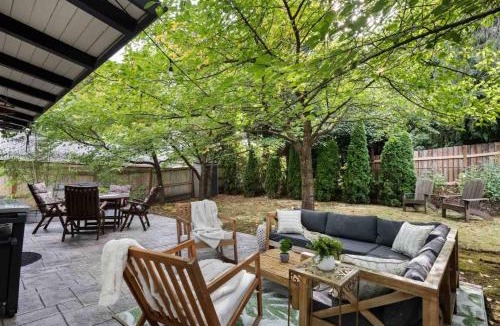South Burlingame House | South Burlingame Hideaway
