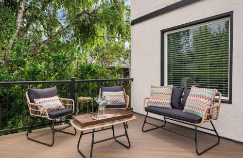 South Burlingame House | South Burlingame Hideaway
