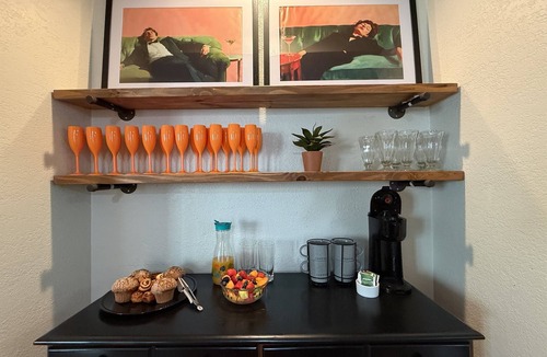 Sayles Blvd. Area House | South by South Eleventh | 3-Bed 2-Bath