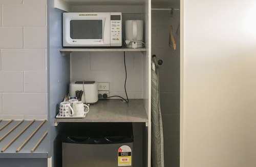 Woree Hotel | South Cairns Resort