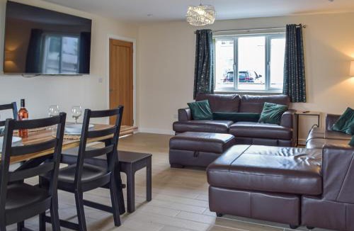 Tavernspite House | South Carvan View