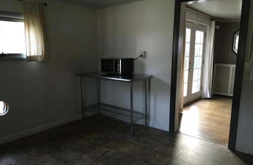Blossburg Apartment | South Chateau
