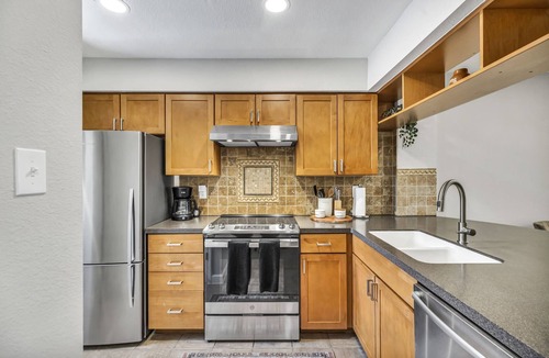 South Congress Condo | South Congress Gated Condo