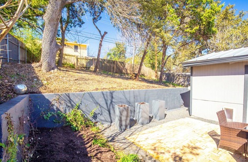 Dawson House | South Congress Retreat - A Vibey Stay Close to Bars, Shops, Music Venues & Hikes