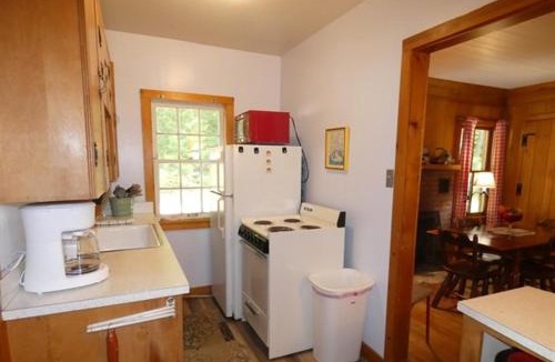 Alden House | South Cottage on Torch Lake